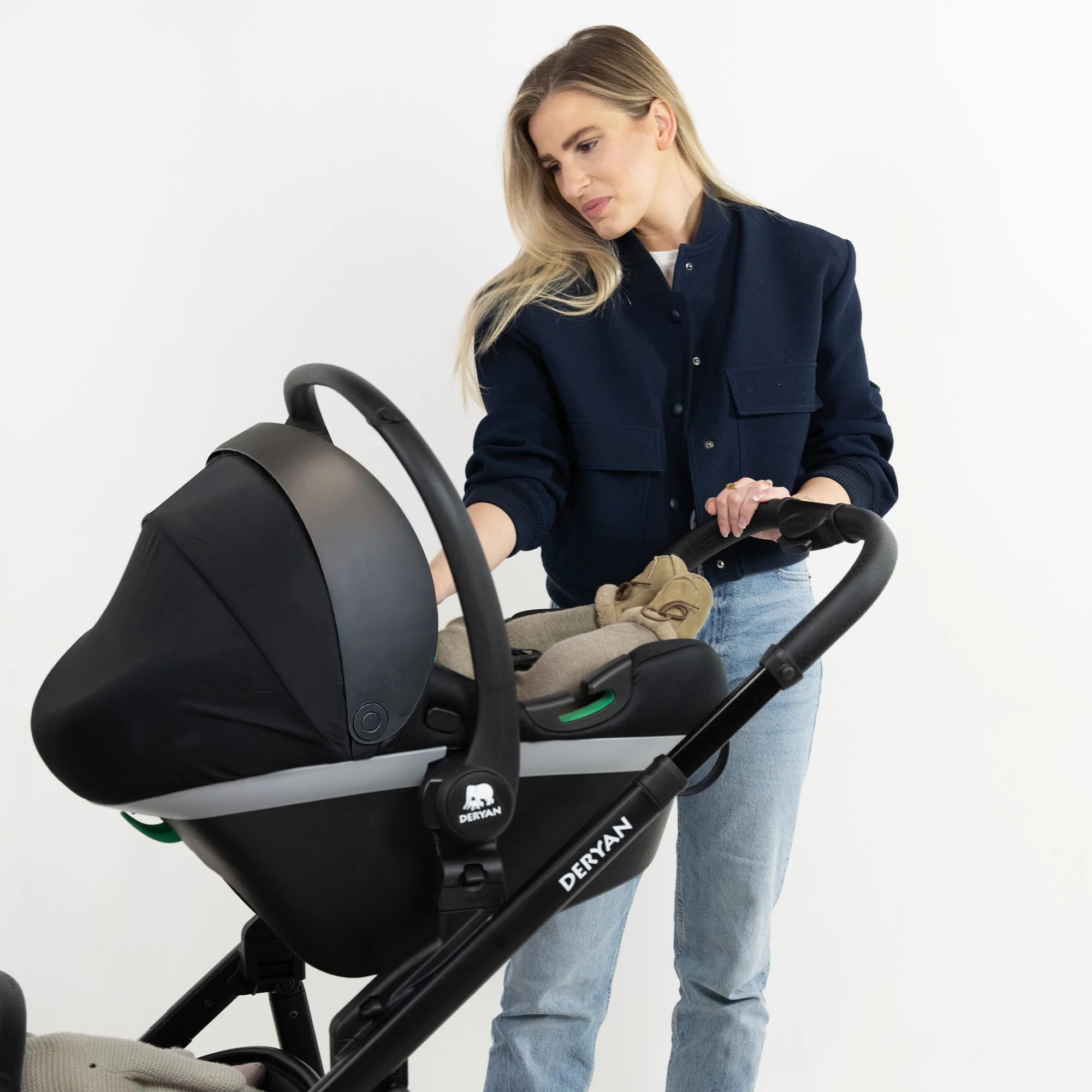 Cadeira auto i-Size com base Isofix iBase